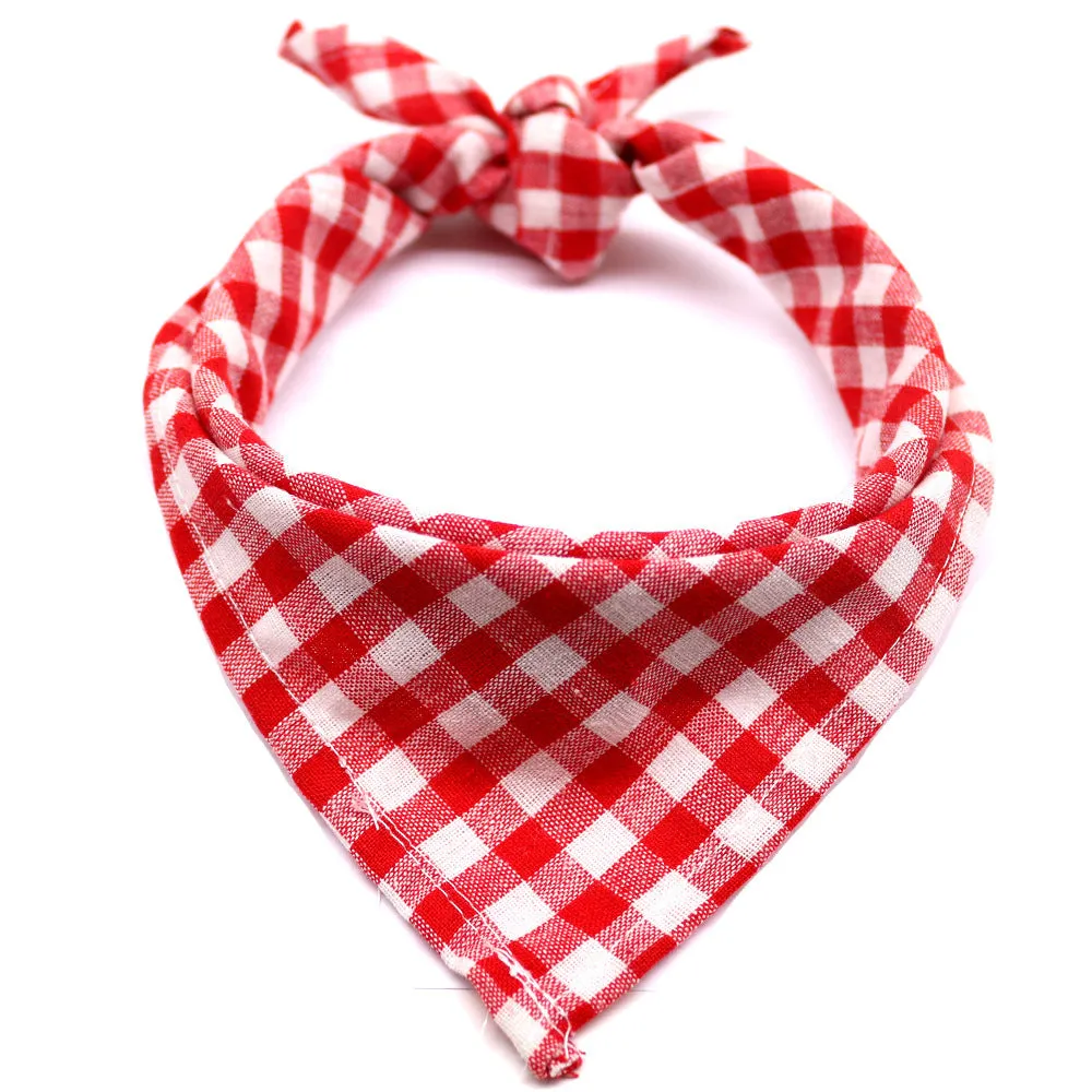 Plaid cotton triangle scarf for dogs and cats in pure cotton with check print and tie closure