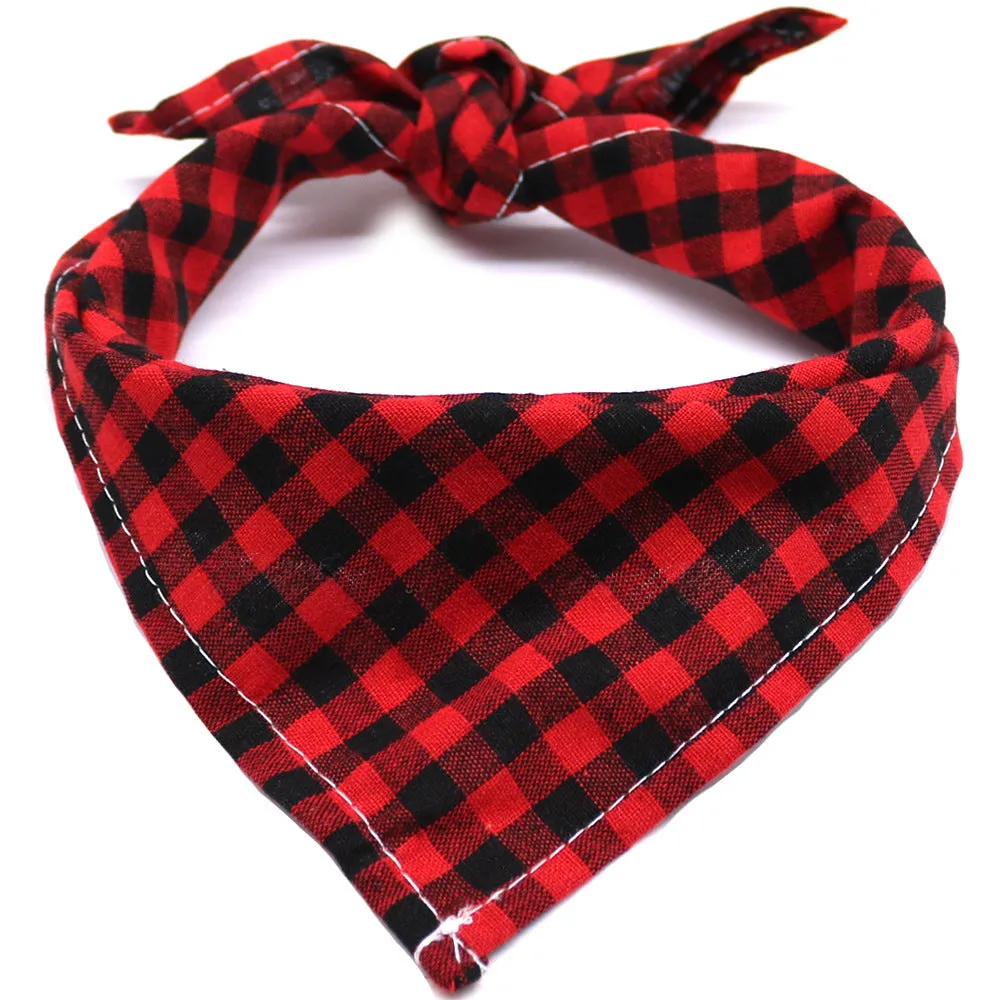 Plaid cotton triangle scarf for dogs and cats in pure cotton with check print and tie closure