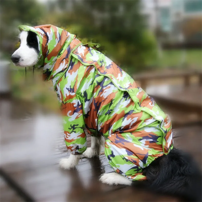 Dogs all-inclusive raincoat in blue PU material with adjustable size fit for outdoor use