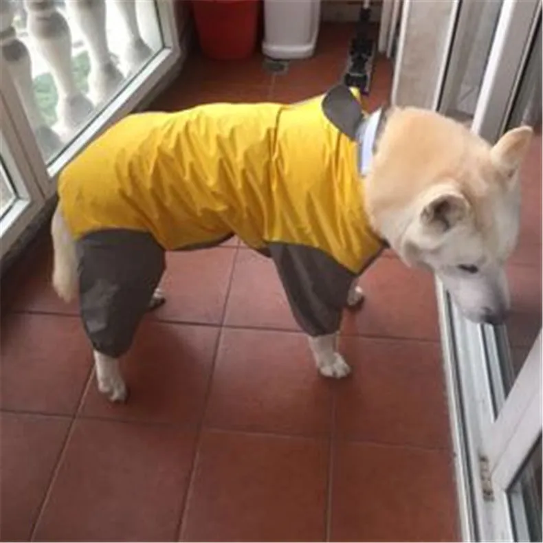 Dogs all-inclusive raincoat in blue PU material with adjustable size fit for outdoor use