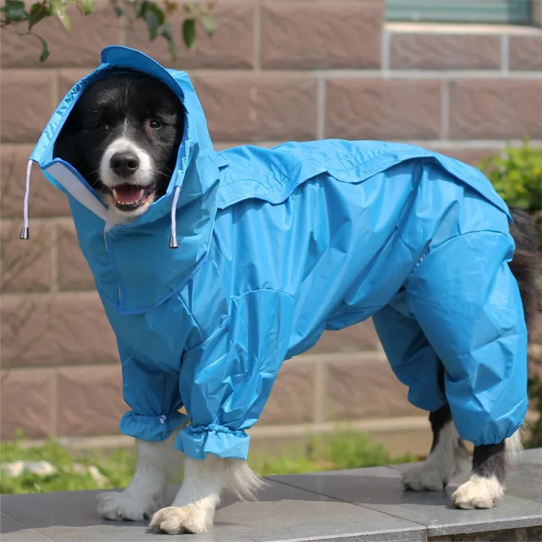 Dogs all-inclusive raincoat in blue PU material with adjustable size fit for outdoor use