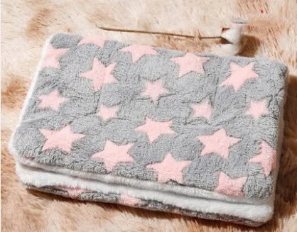 Fashion Pet Cat Four Seasons Mat Blanket thickened double-sided lamb wool flannel seat cushion in gray with bone pattern for cats