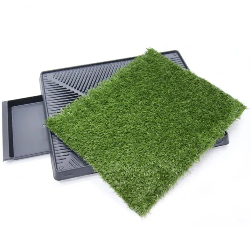 Flushing pet lawn toilet for dogs and cats with artificial turf and tray, 64x51x6.4cm, PE and PP construction