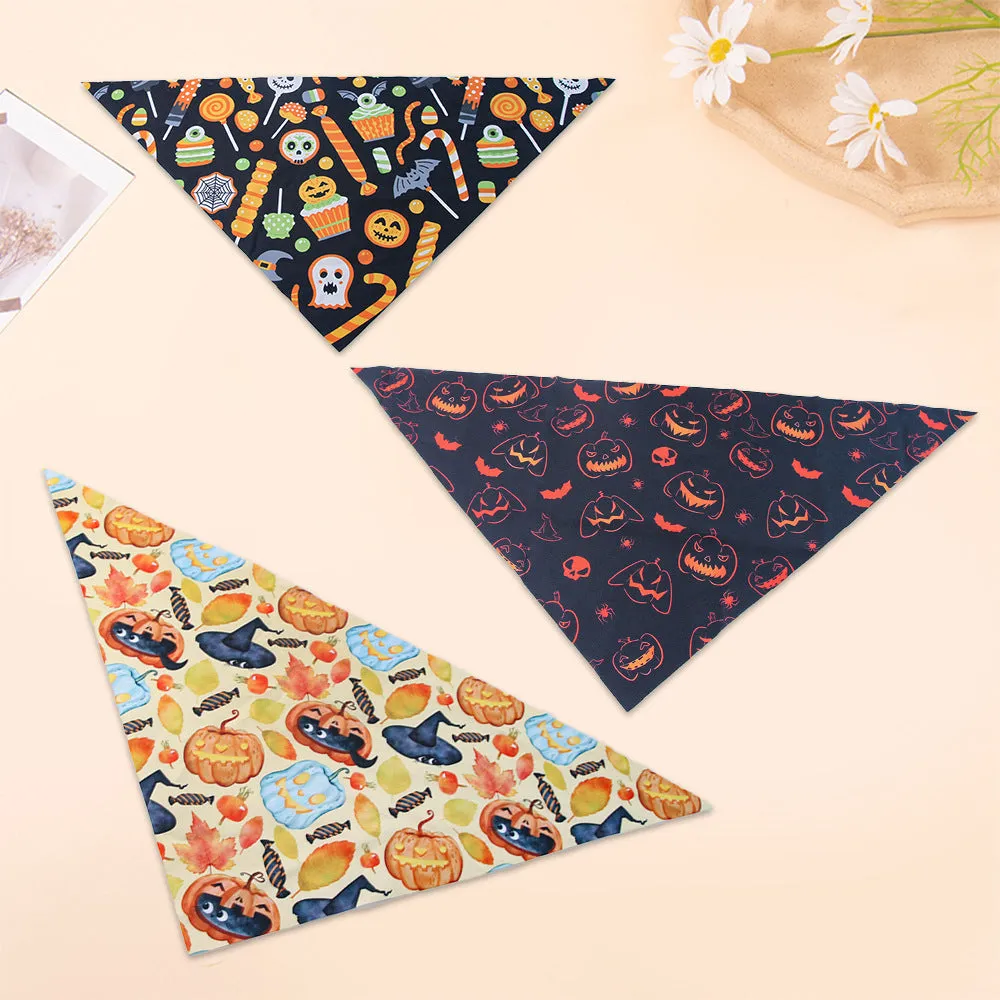 Halloween printed triangular pet bib in skull pattern on polyester fabric, average size
