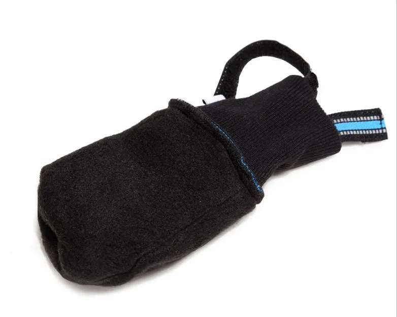BIBSS waterproof dog boots for large dogs in blue with non-slip rubber sole and reflective velcro straps, set of 4 pieces