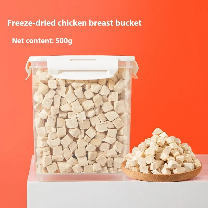 Freeze-dried dog snacks in a resealable bag, assorted chicken egg yolk and duck varieties, 500g net weight