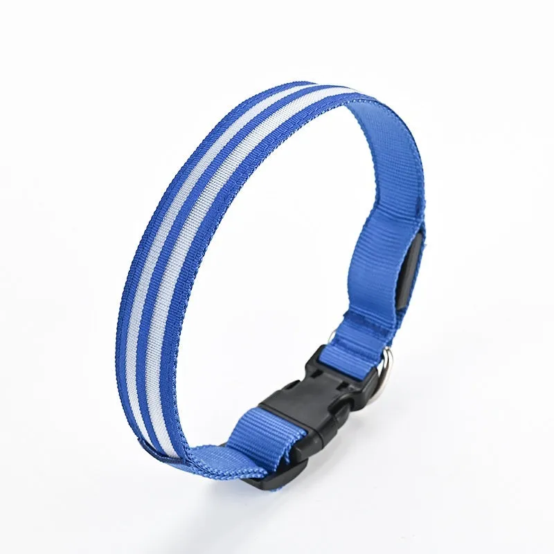 Shiny double fiber nylon dog collar with luminous mode, available in multiple colours and sizes S, M, L
