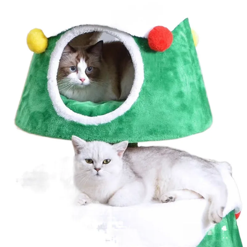 Green Christmas tree style oversized cat nest with sisal climbing frame for indoor cats