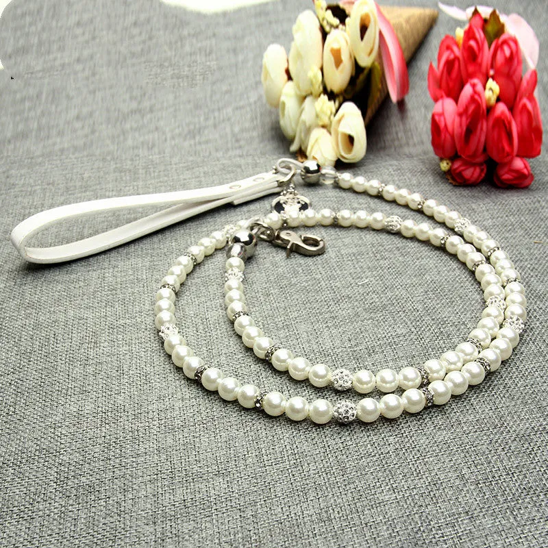 White pearl dog collar and leash set on white background, non-retractable 120 cm leash available in S M L sizes