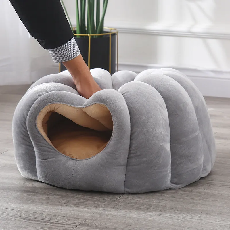 Beige Large pumpkin cat house with removable washable cover and 360° surround warmth