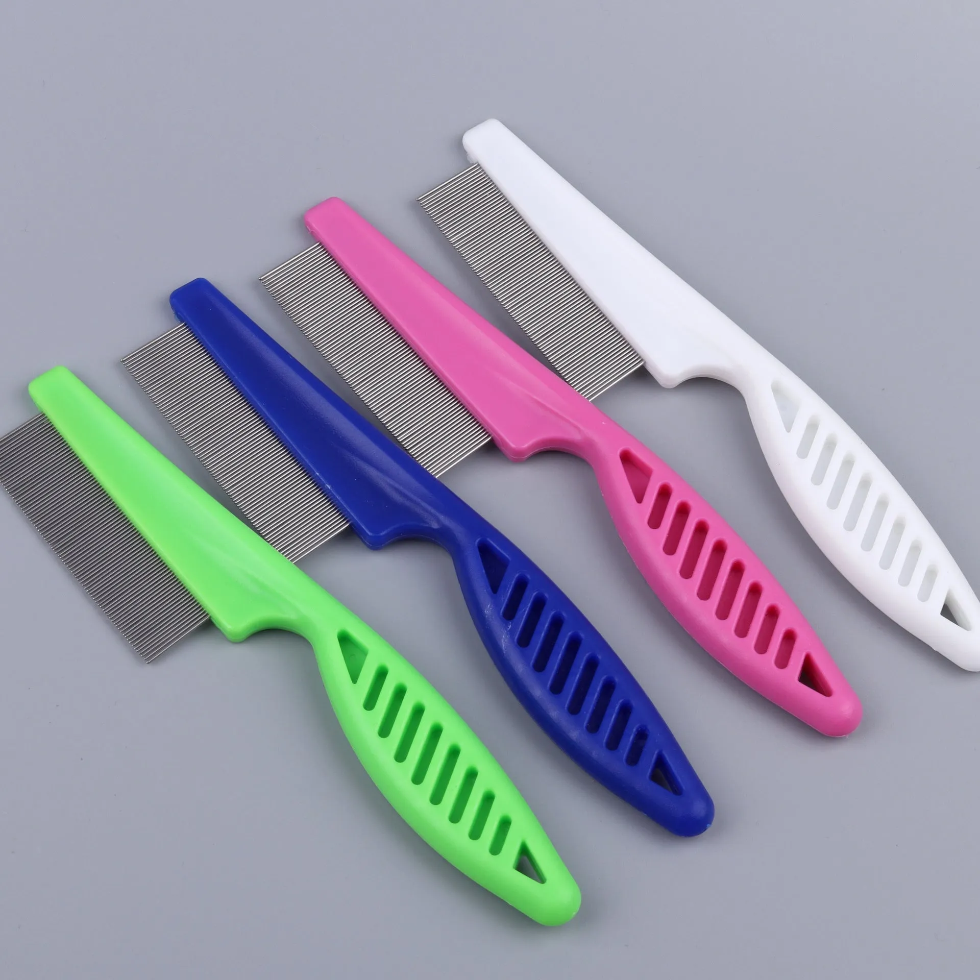 Flea comb with fine stainless steel teeth for dogs and cats, large size 18.5 cm, white handle