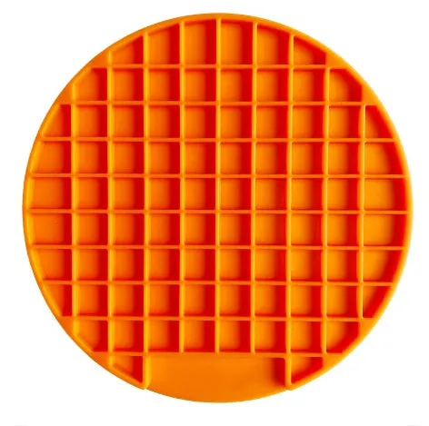 Silicone dog licking mat suction cup slow feeder with square lattice texture in blue and orange
