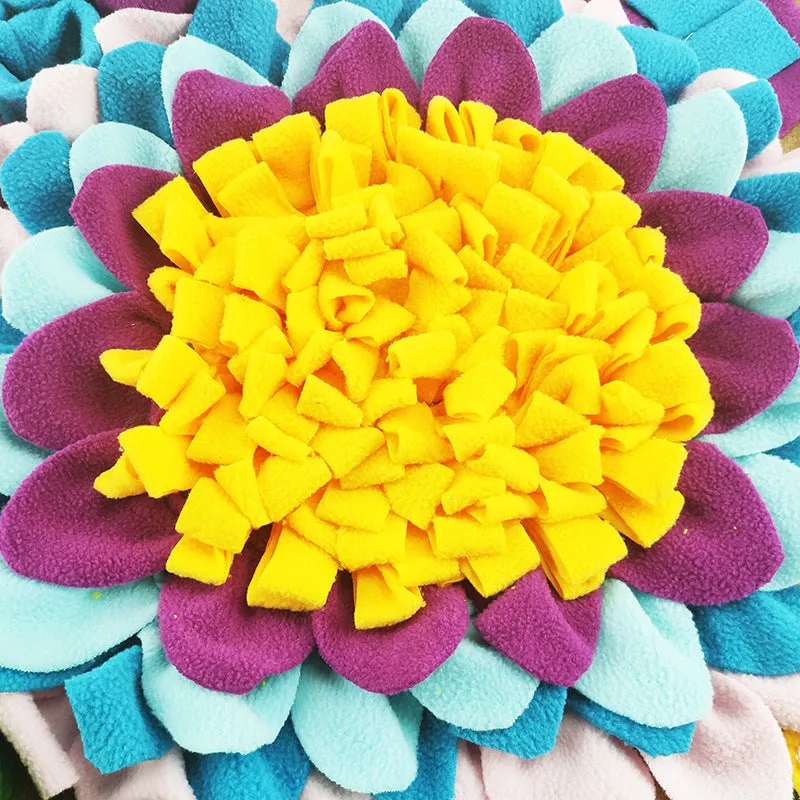 50x50cm fleece pet snuffle mat with sunflower design and suction cups on a tile floor