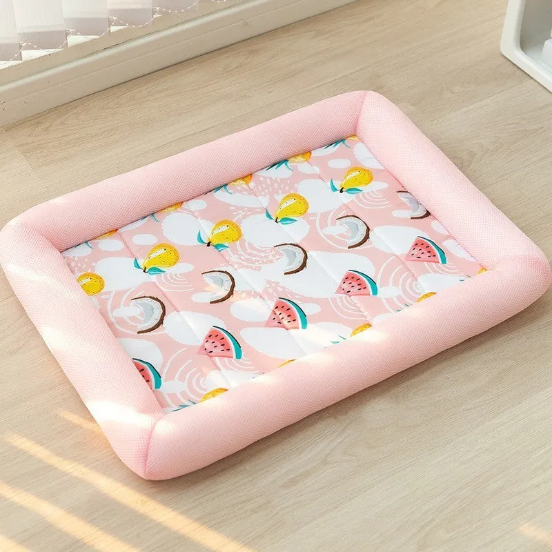 Pet dog cooler sandwich enclosure mat in Oxford cloth with print design, size L, colour avocado green, on floor