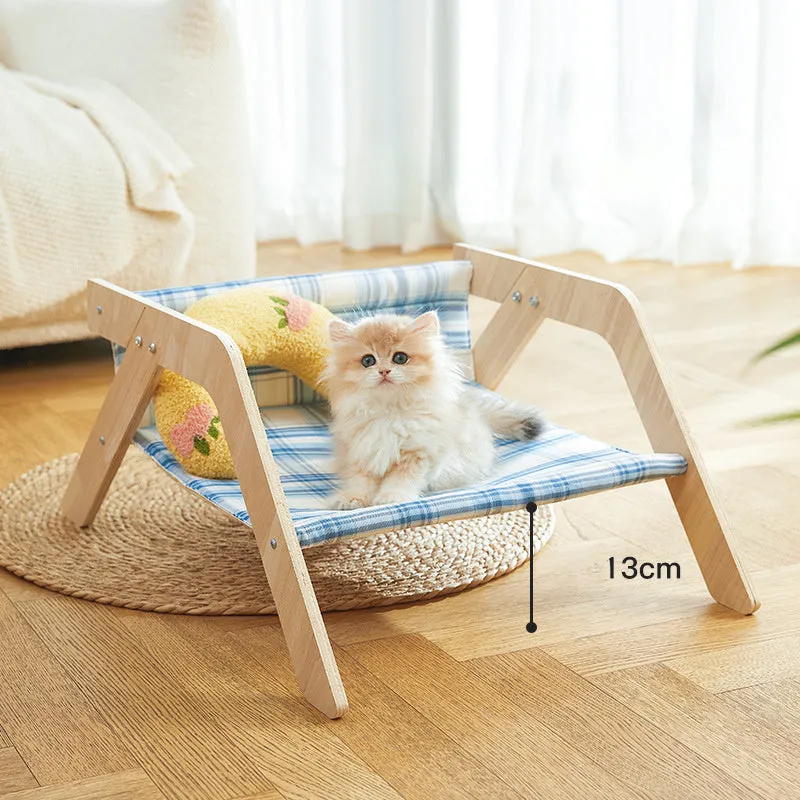 Wooden elevated cat beach chair bed with cloth hammock in green and blue colour options