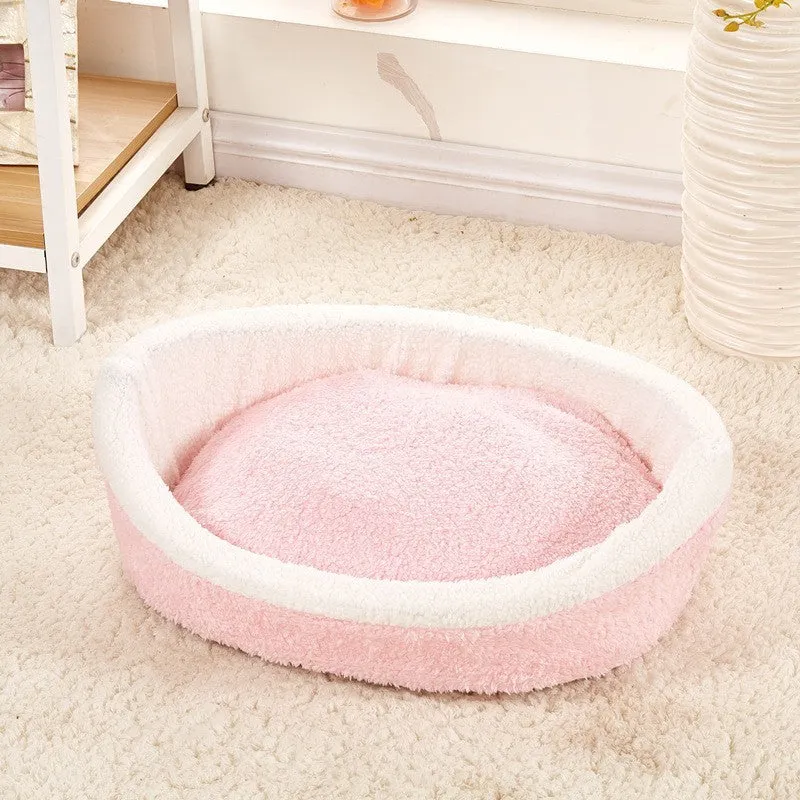 Removable hamburger-style pet nest in beige with zipper closure, size M 45x35 cm, fibre and PP cotton construction