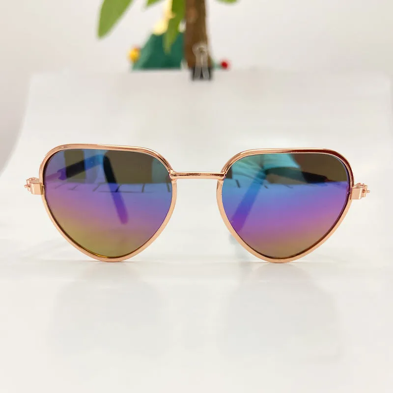 Creative fashion mini pet cat sunglasses with metal frame, spring temples, and round lenses in a colourful style