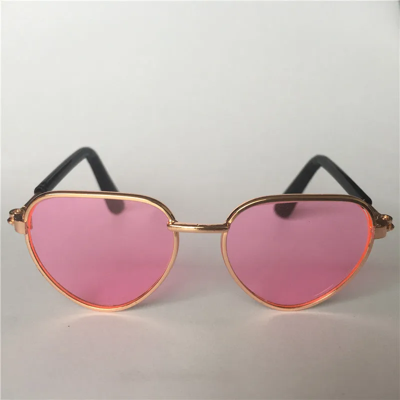 Creative fashion mini pet cat sunglasses with metal frame, spring temples, and round lenses in a colourful style