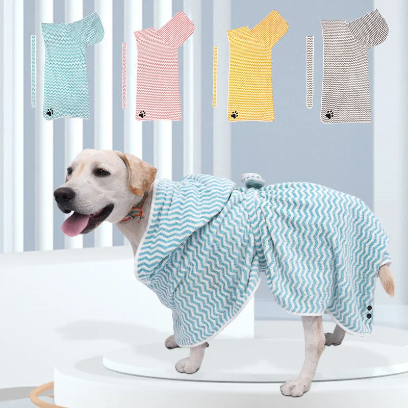 Grey microfiber pet bathrobe towel for dogs and cats with belt, size M, on a white background
