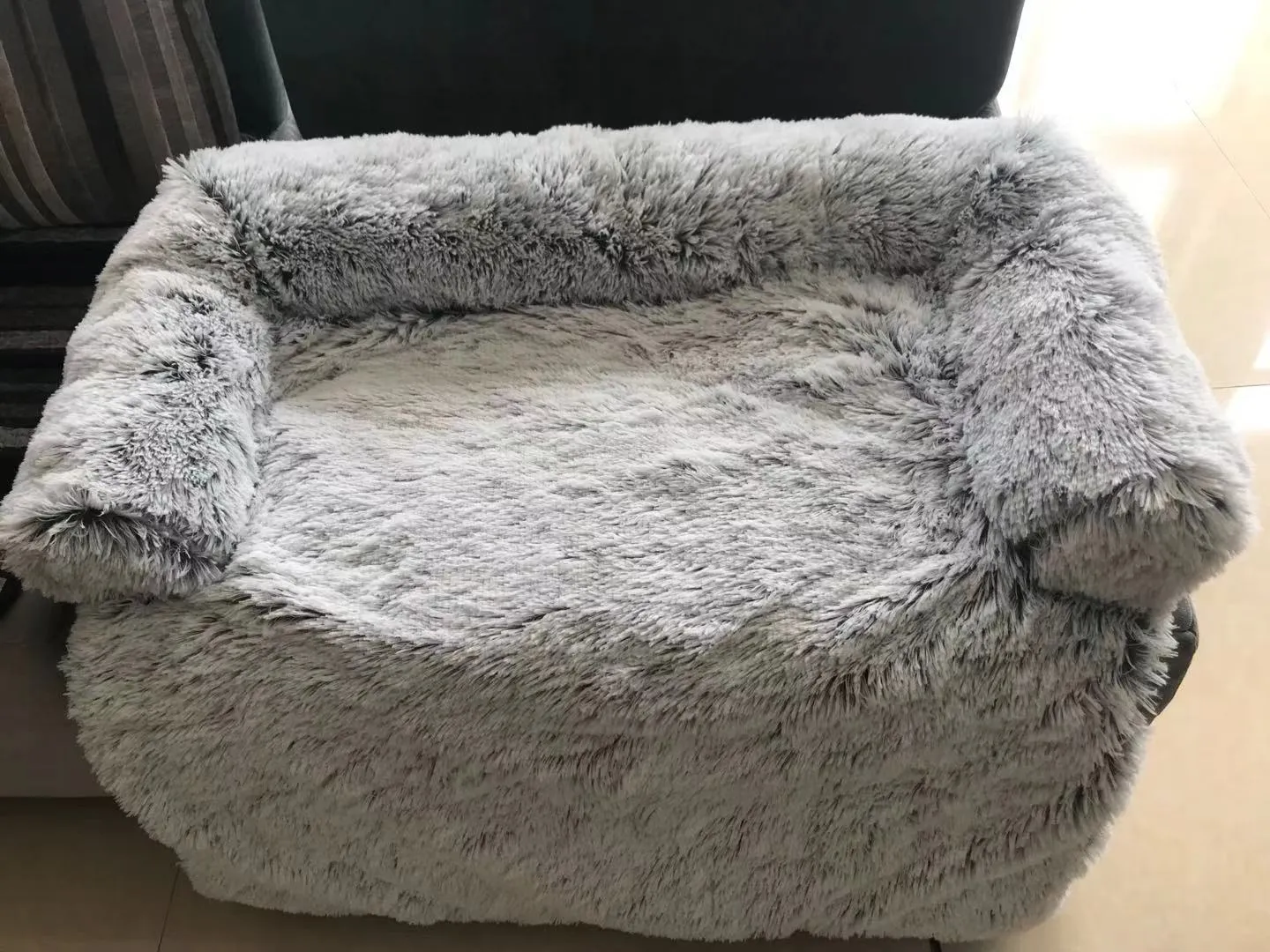 Plush removable and washable blanket pet nest in gradient gray cotton for cats and dogs