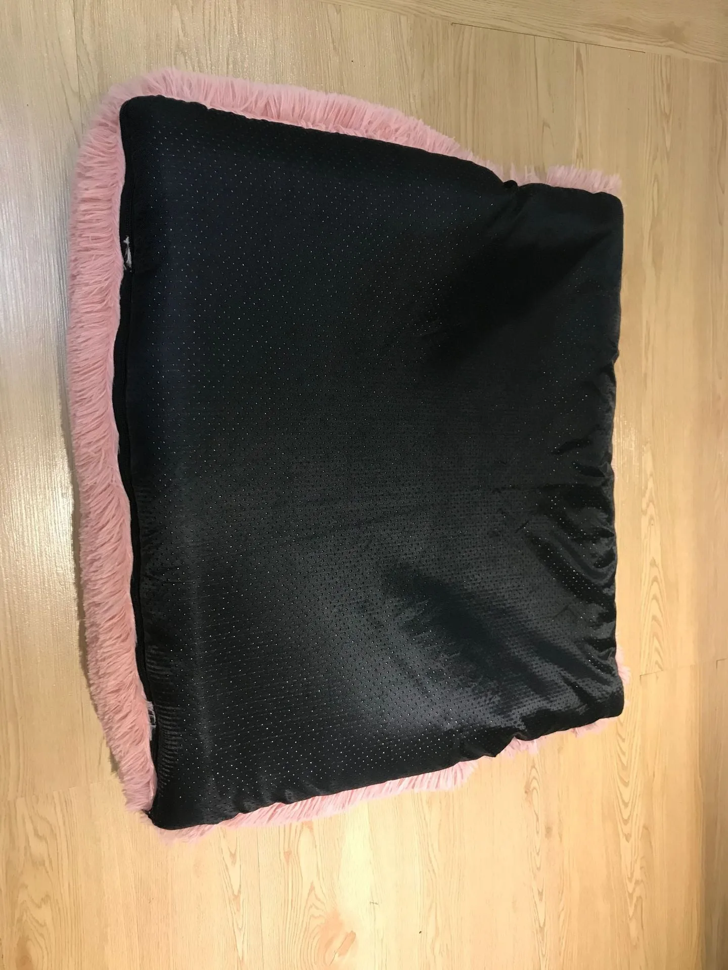 Plush removable and washable blanket pet nest in gradient gray cotton for cats and dogs