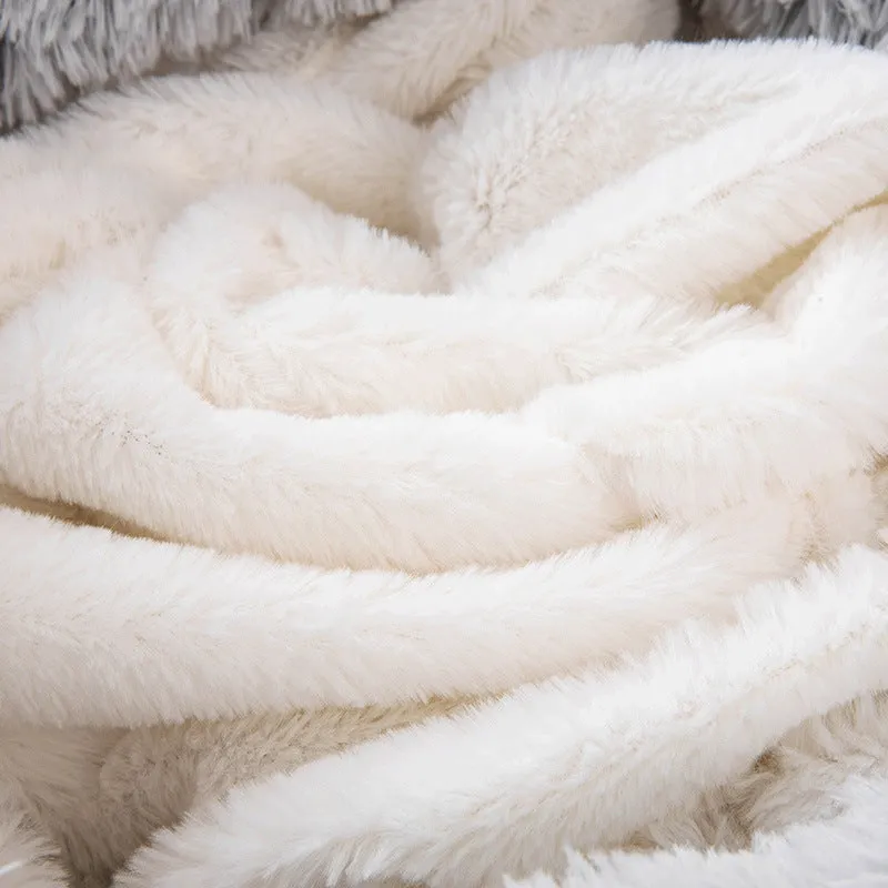 Plush round cat sleeping bag in grey+white offering a warm semi-enclosed pet nest with soft cloth finish
