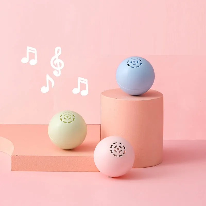 Self-hi pussy cat music ball with sounds and biteable texture in blue, green, and pink 46 mm