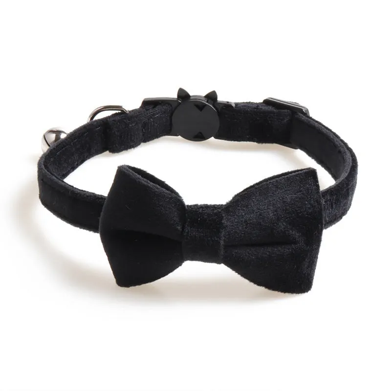 Velvet dog collar with bowknot in blue, adjustable 28cm for small pets
