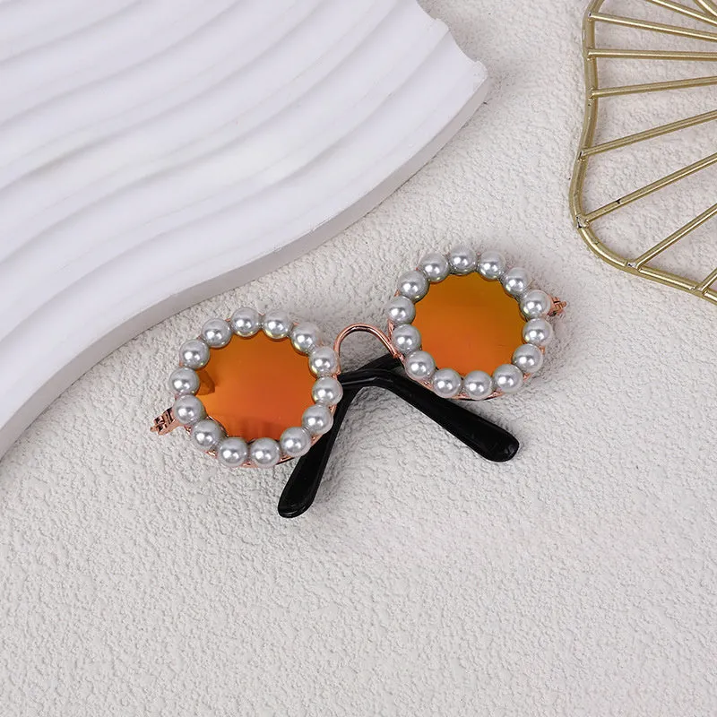 Pearl-rimmed round sunglasses for cats and dogs in multiple colours and sizes