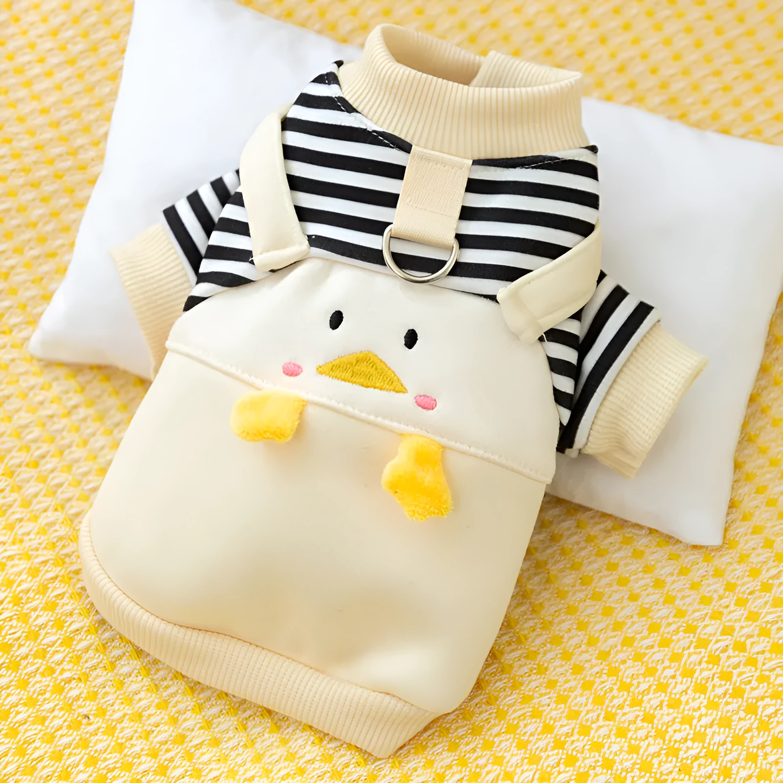 Korean style pet sweatshirt with duck design on small dog, autumn winter clothing