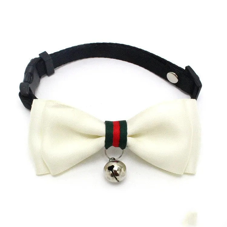 Nylon cat collar with bell in monochrome pattern on a light background