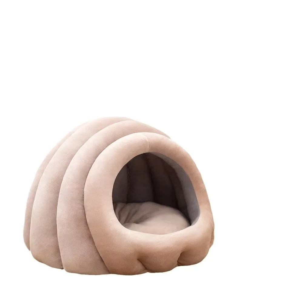 Fully enclosed cat nest in smokey blue flannel with PP cotton filling, L size 40x40x35cm, on floor