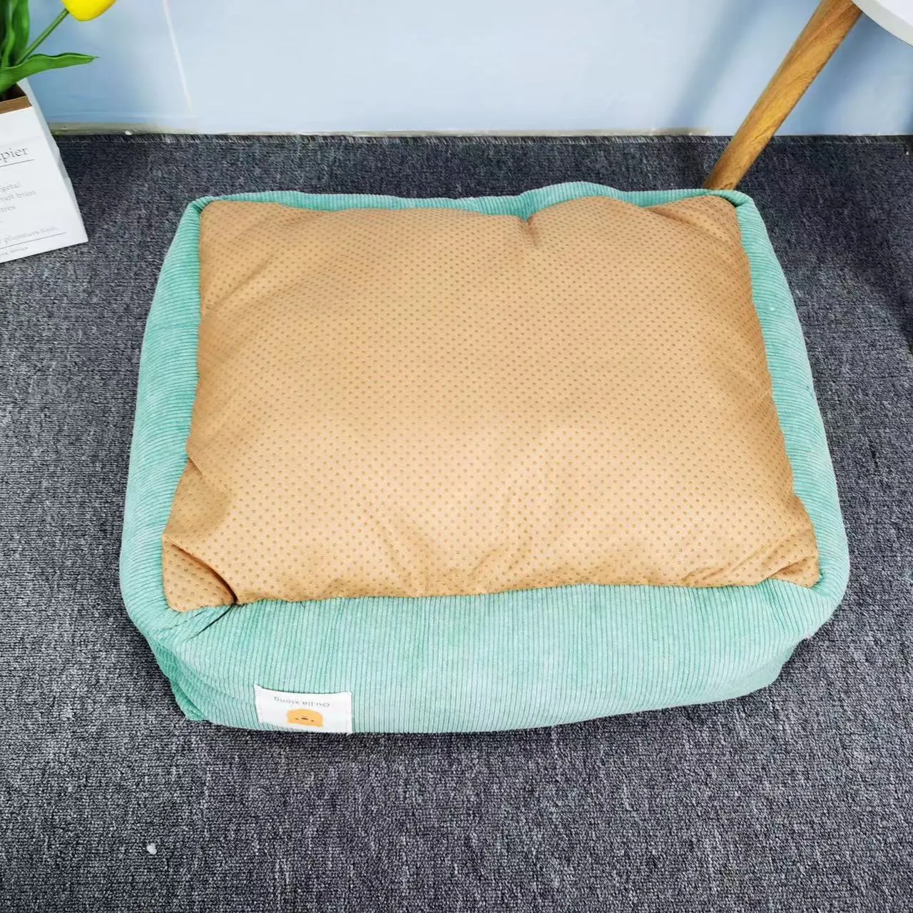 Dog winter cotton pet nest in fine velvet fabric with PP cotton filling showing colour options