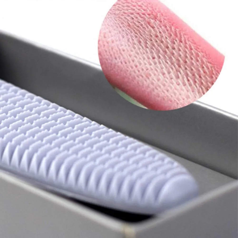 Gray ABS cat comb with tongue massage surface and ergonomic handle