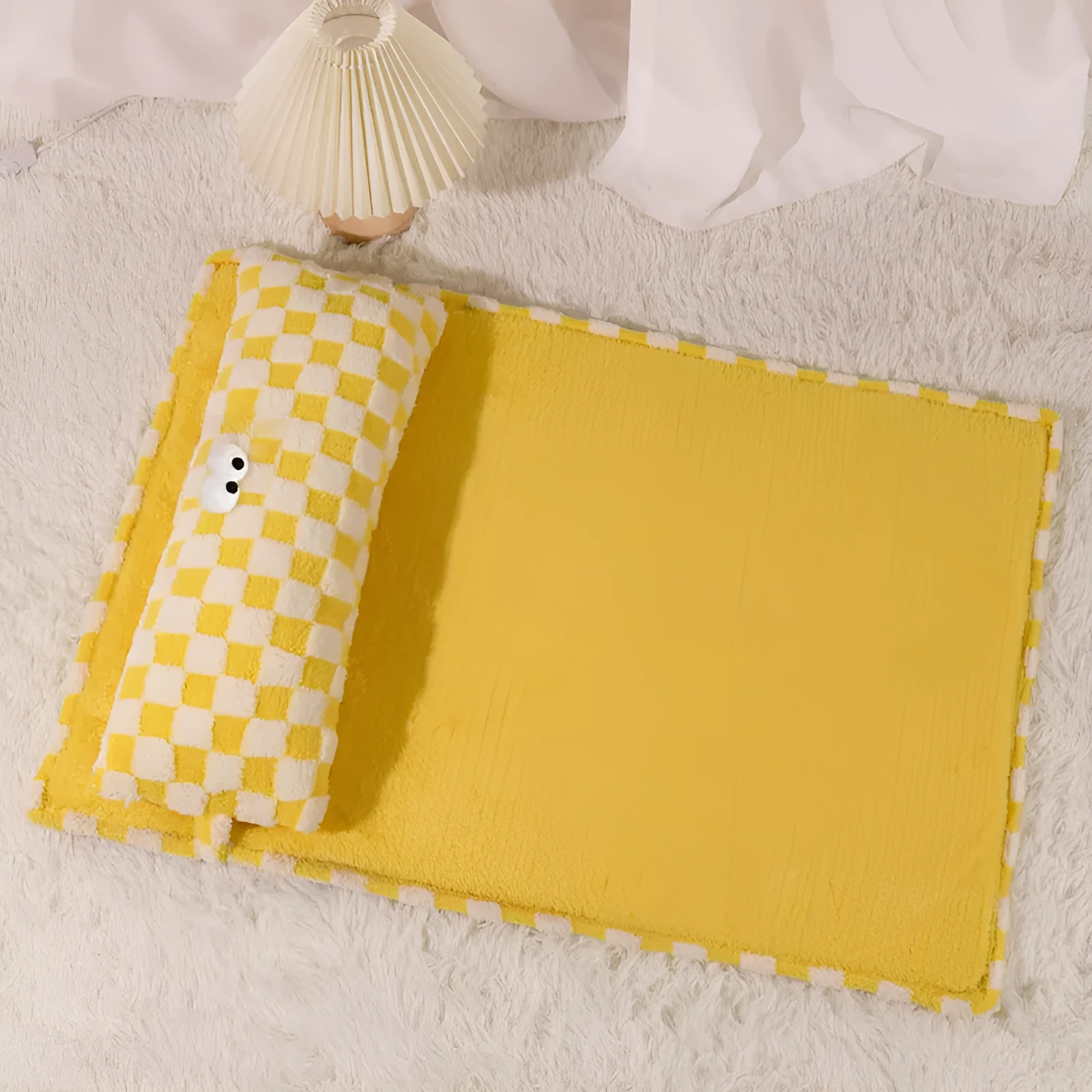Grey and yellow pet sleeping mat in four sizes for cats and dogs