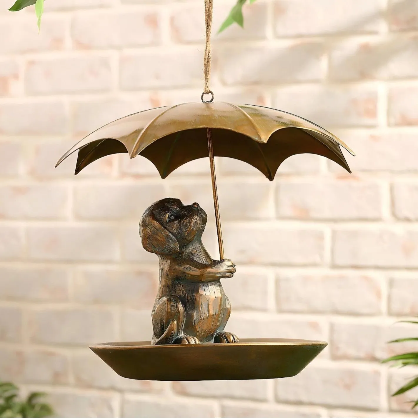 Portable umbrella shaped bird feeder casting construction 10x10x9cm American country style cat dog colours