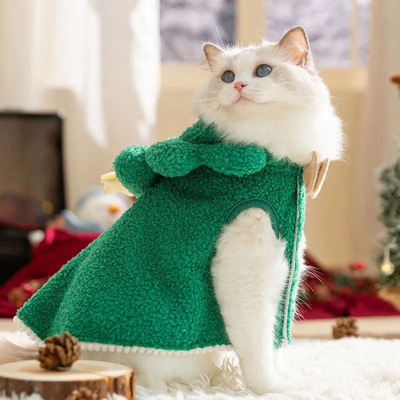 Green polyester cat cloak with cartoon elk design for autumn and winter wear