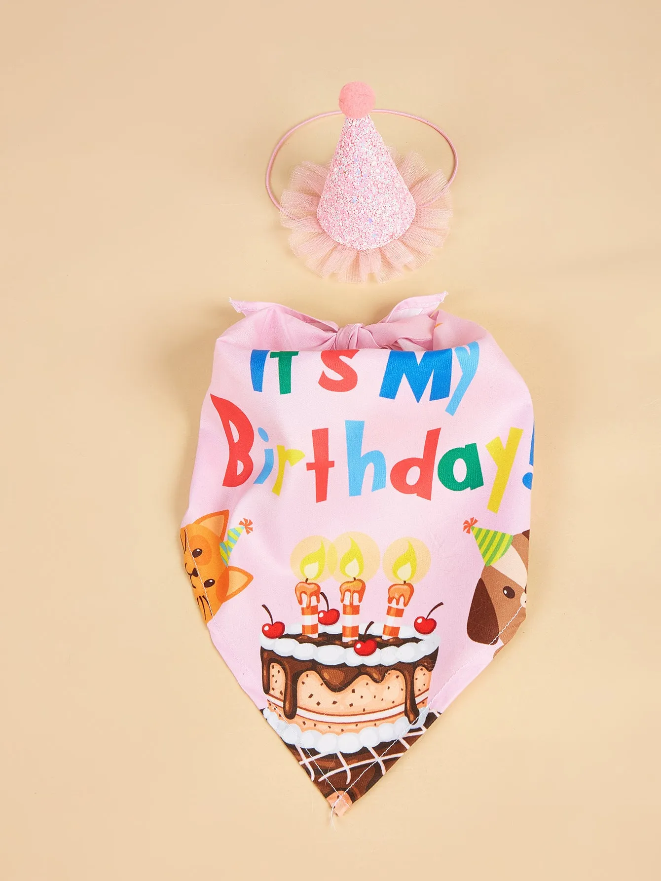 Printed polyester dog birthday hat and drool towel set in blue with creative triangular binder design