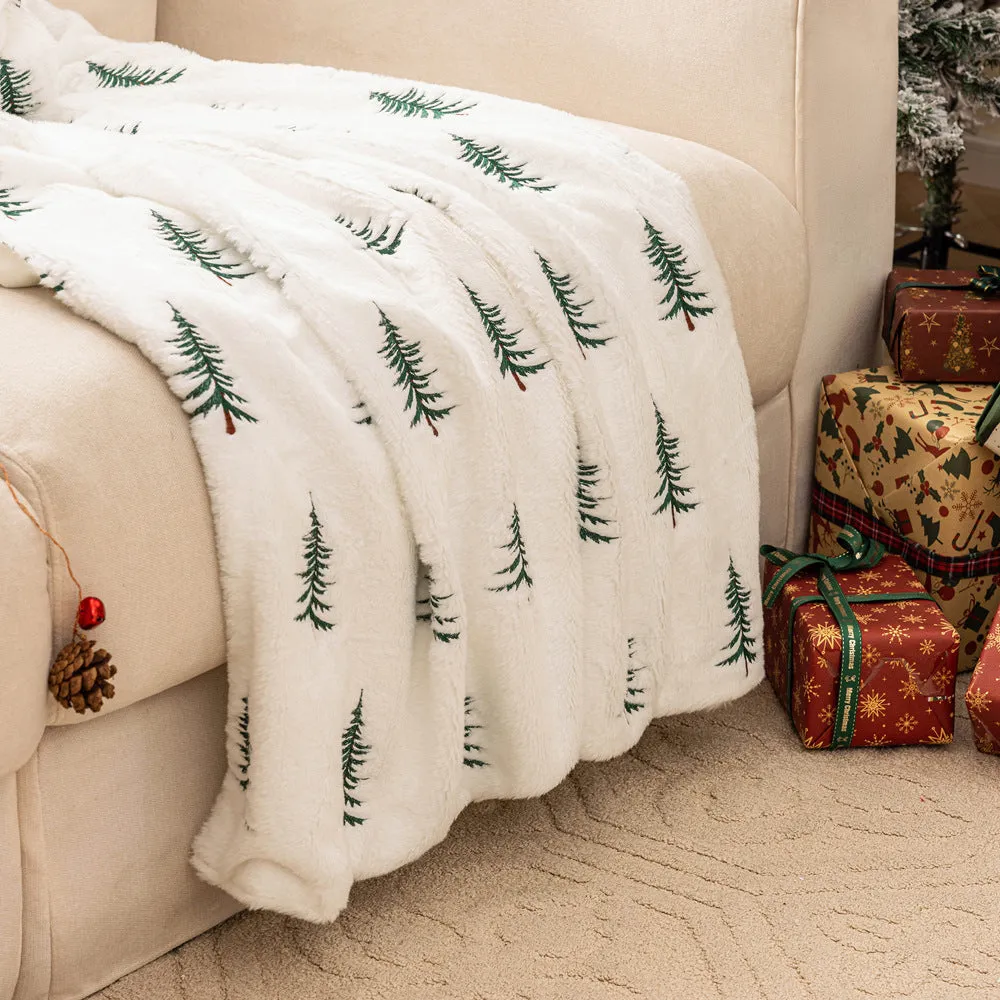 White polyester Christmas plush sofa blanket with embroidered Christmas tree decoration