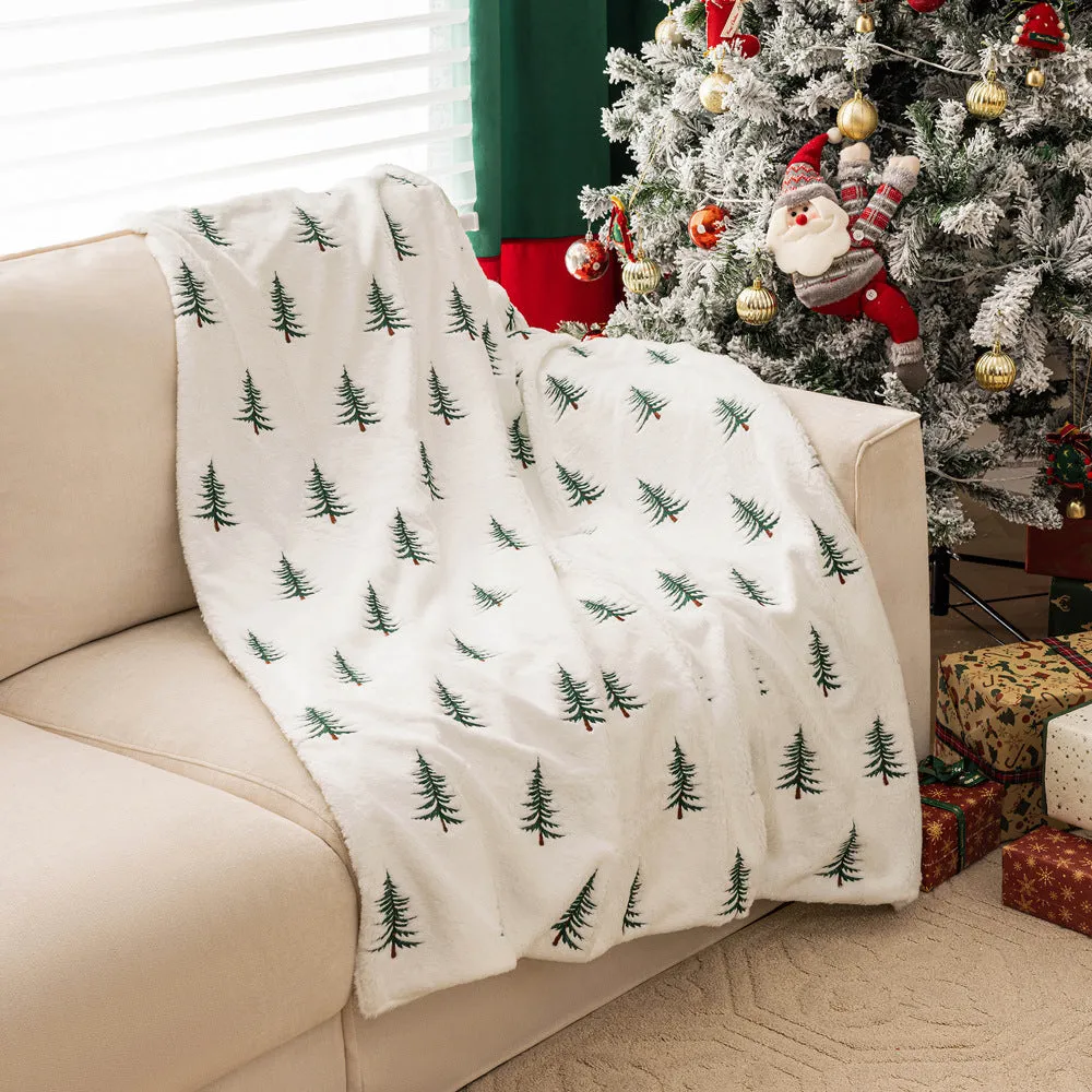 White polyester Christmas plush sofa blanket with embroidered Christmas tree decoration