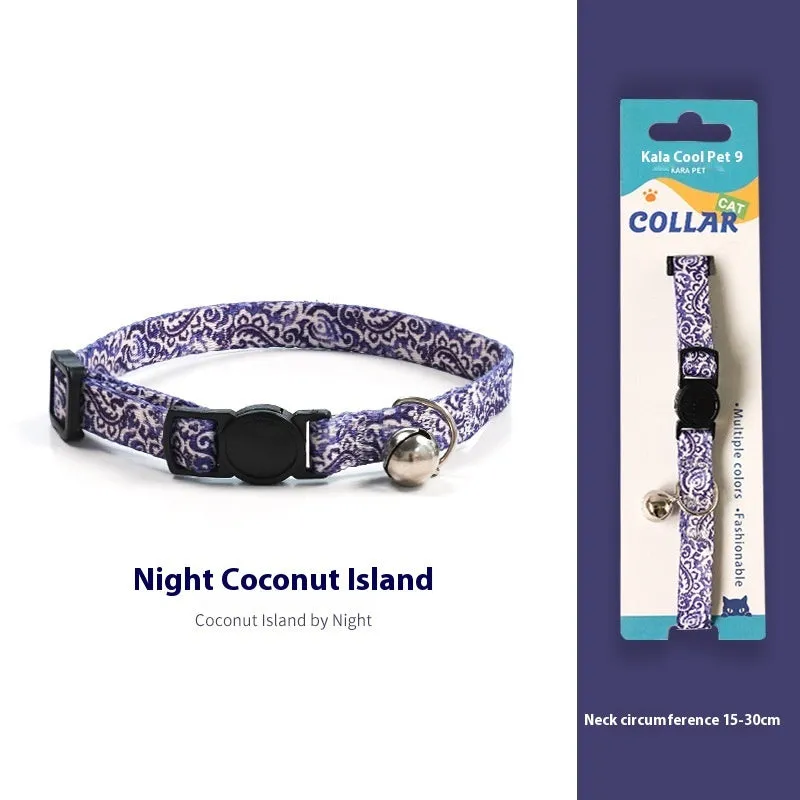 Woven polyester cat collar with anti-suffocation safety buckle and bell in green jungle colour grid pattern