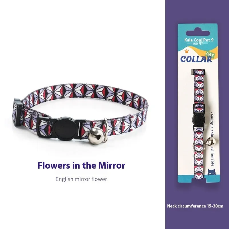 Woven polyester cat collar with anti-suffocation safety buckle and bell in green jungle colour grid pattern