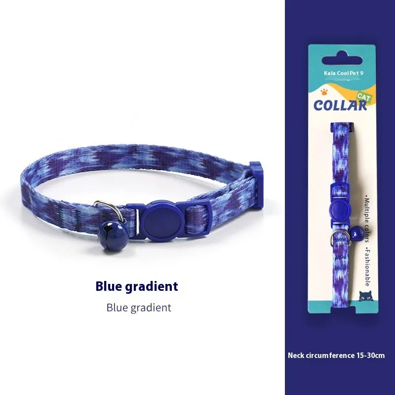 Woven polyester cat collar with anti-suffocation safety buckle and bell in green jungle colour grid pattern