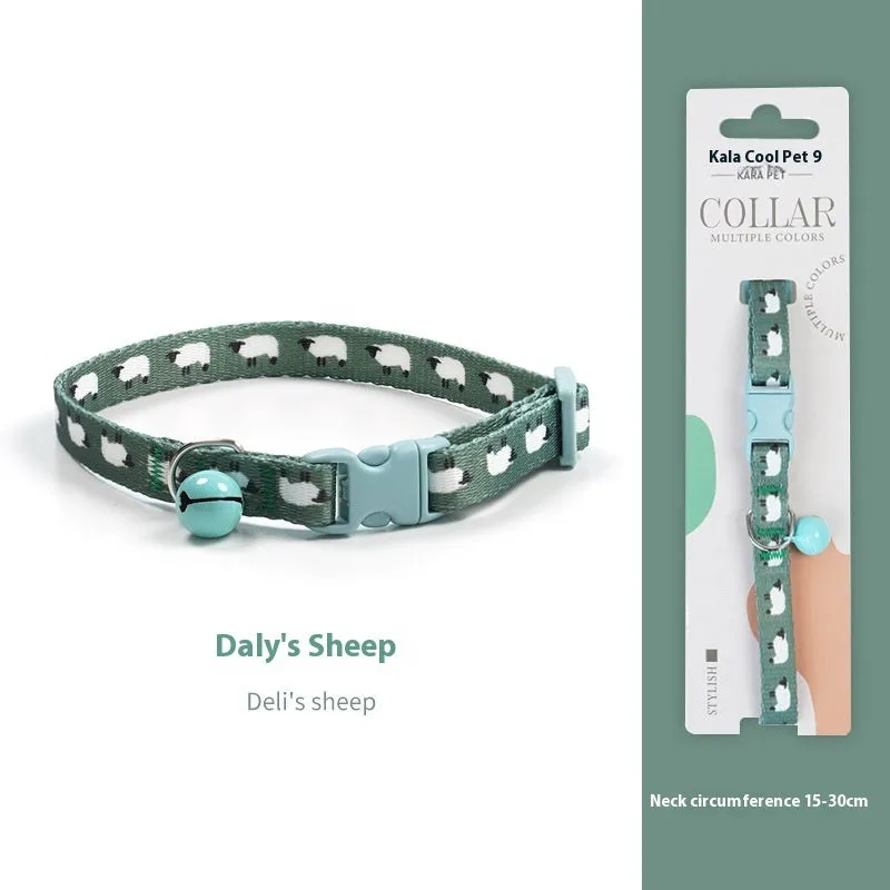 Woven polyester cat collar with anti-suffocation safety buckle and bell in green jungle colour grid pattern