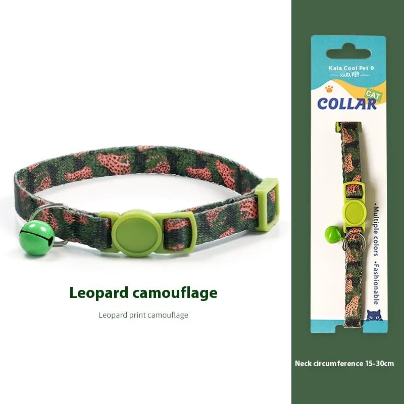 Woven polyester cat collar with anti-suffocation safety buckle and bell in green jungle colour grid pattern
