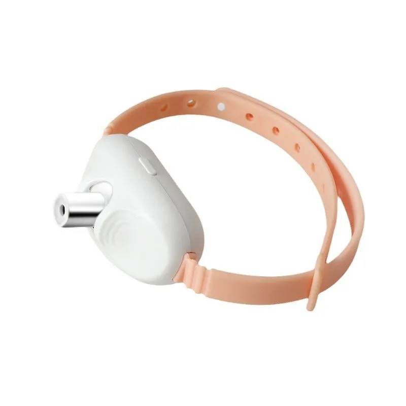 Green interactive laser cat collar with USB charging port and adjustable buckle