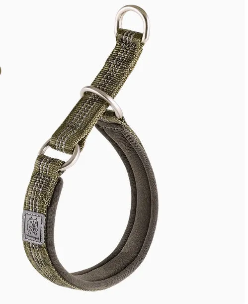 P-chain dog walking collar in reflective army green nylon with aluminium hardware, shown on size chart from 2XS to 3XL.