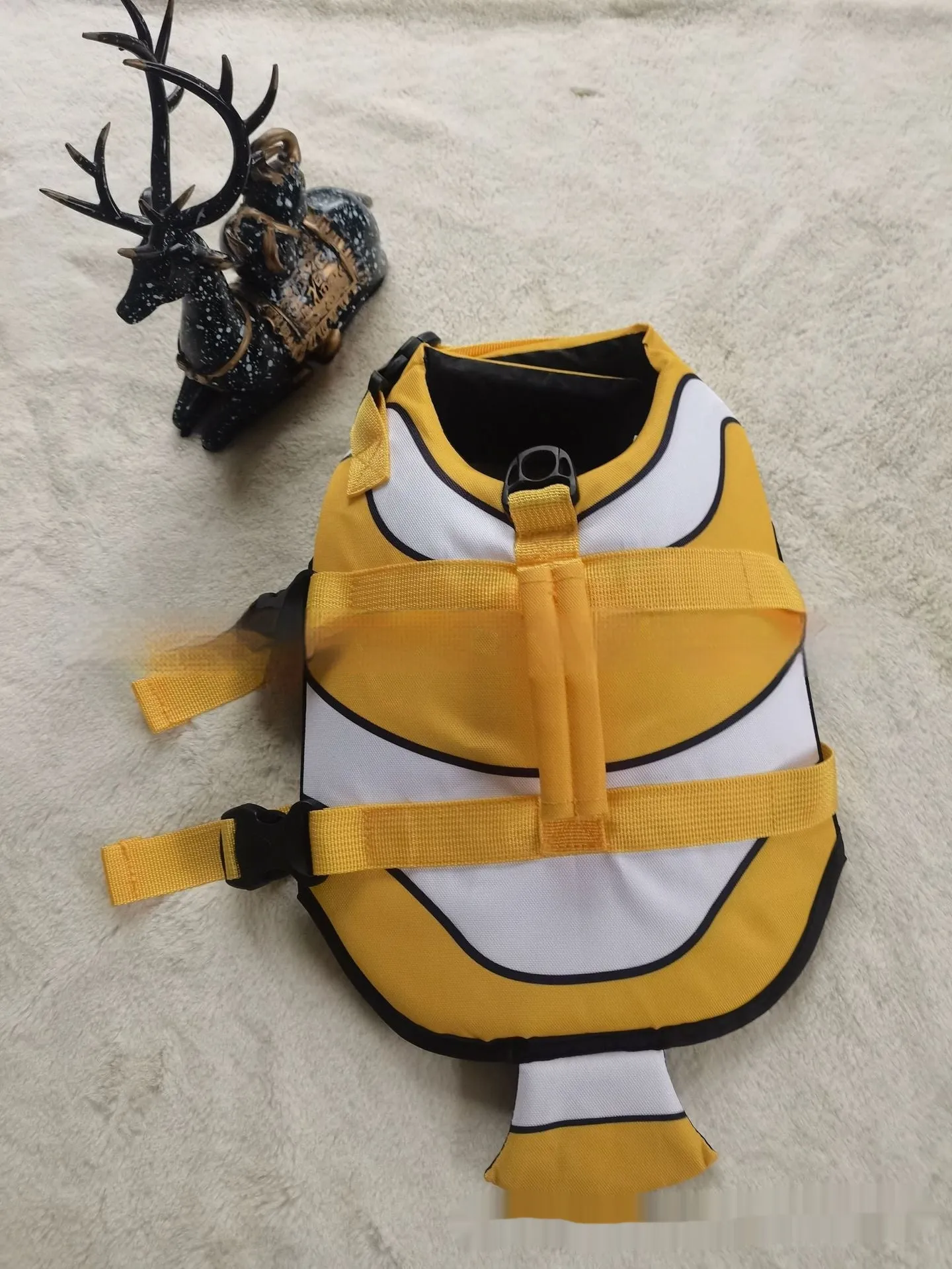 Striped pet life jacket in polyester, unisex, available in red and blue, sizes XS to XXL