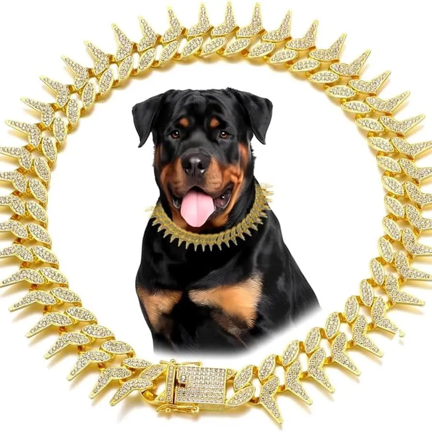 Diamond pet neckband necklace in gold with plaid pattern on a zinc alloy band, suitable for small to large pets.