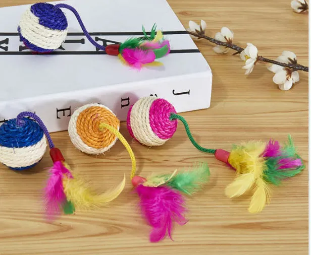 Paper sisal ball cat toy measuring 20x4.5cm for teeth grinding and claw sharpening